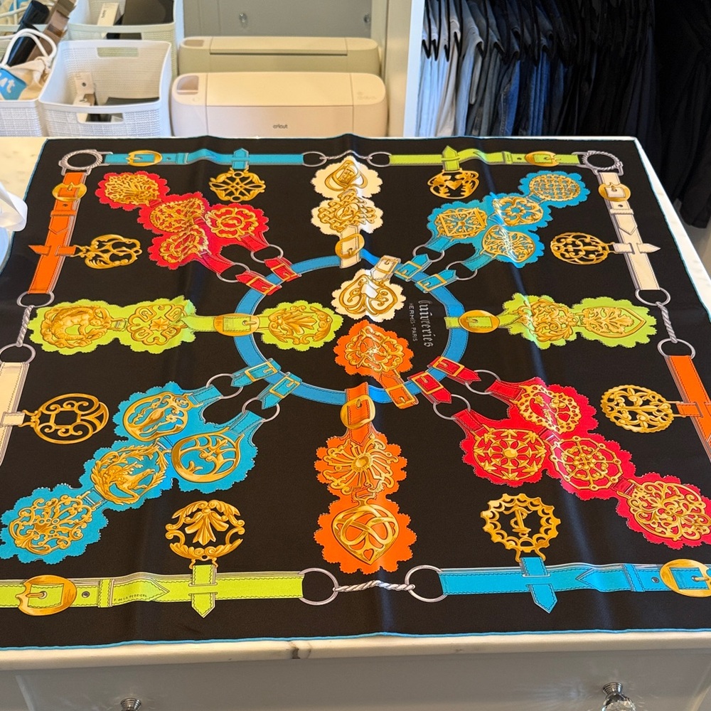 Hermes 90cm Multicolor Scarf